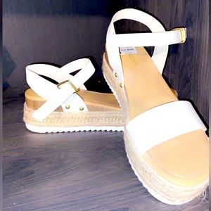 shoes, size:9, brown, tan and white, wedge